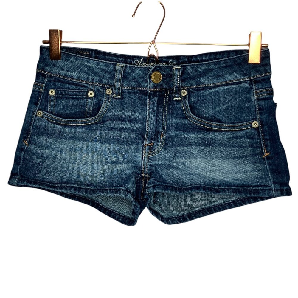 Vintage 00s Y2K American Eagle 2 Medium Wash Stretch Denim Jean Booty‎ Shorts